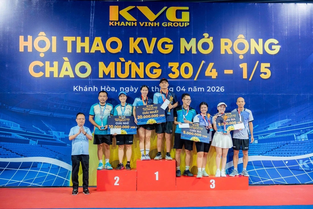 photo-1777124534073-17771245341841911629378