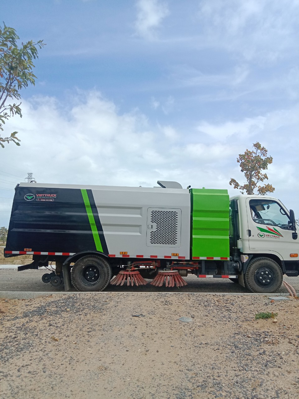 Xe quét đường