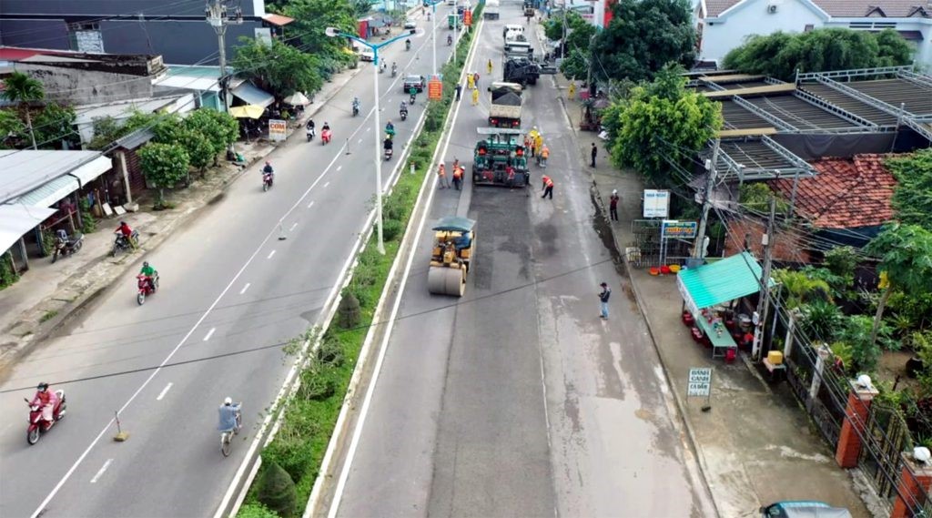 sửa chữa mặt đường 1c quốc lộ